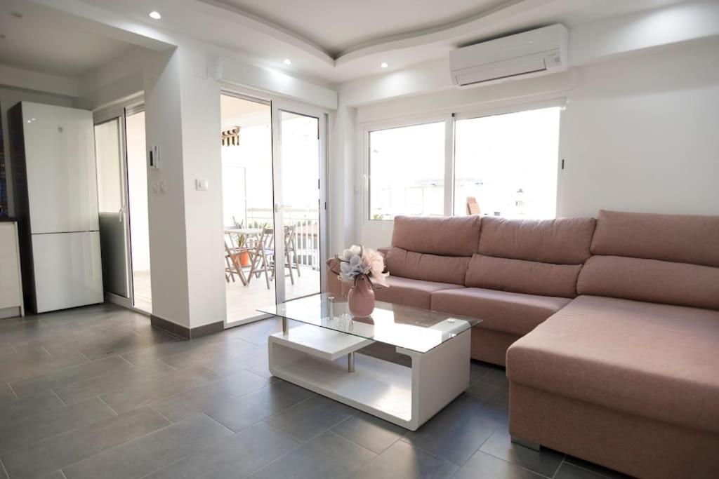 Cozy Apartment, Very Fresh At Playa De Gandia Exterior photo